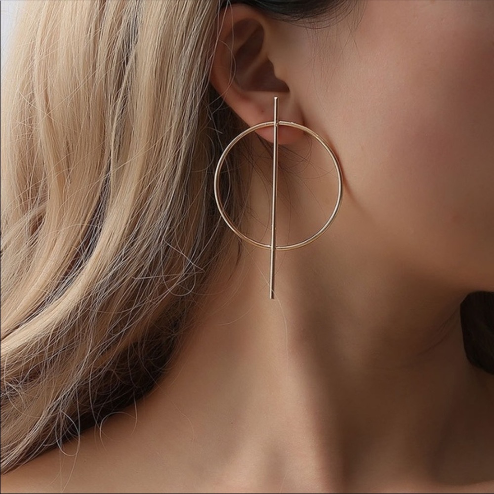 Exaggerated circle statement earrings - Picture 1 of 8